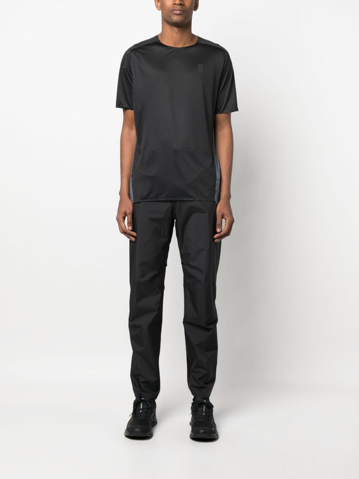 ON RUNNING Performance T-Shirt Black/Dark - MAISONDEFASHION.COM