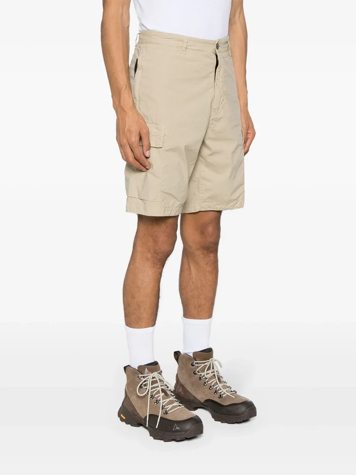 STONE ISLAND Compass Badge Cargo Shorts Beige - MAISONDEFASHION.COM