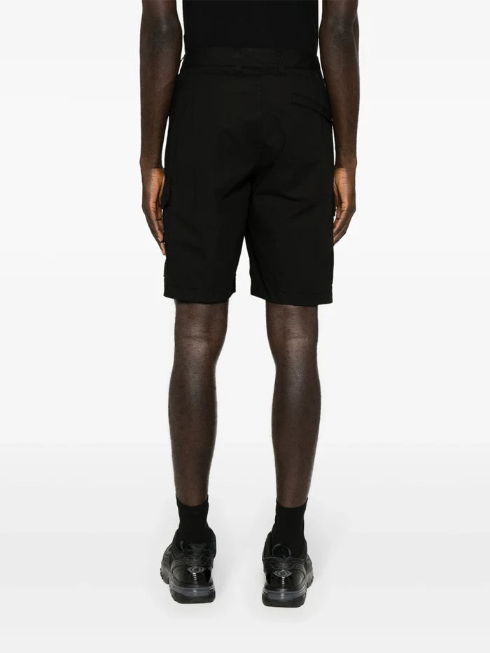STONE ISLAND MEN Compass Badge Cargo Shorts Black - MAISONDEFASHION.COM