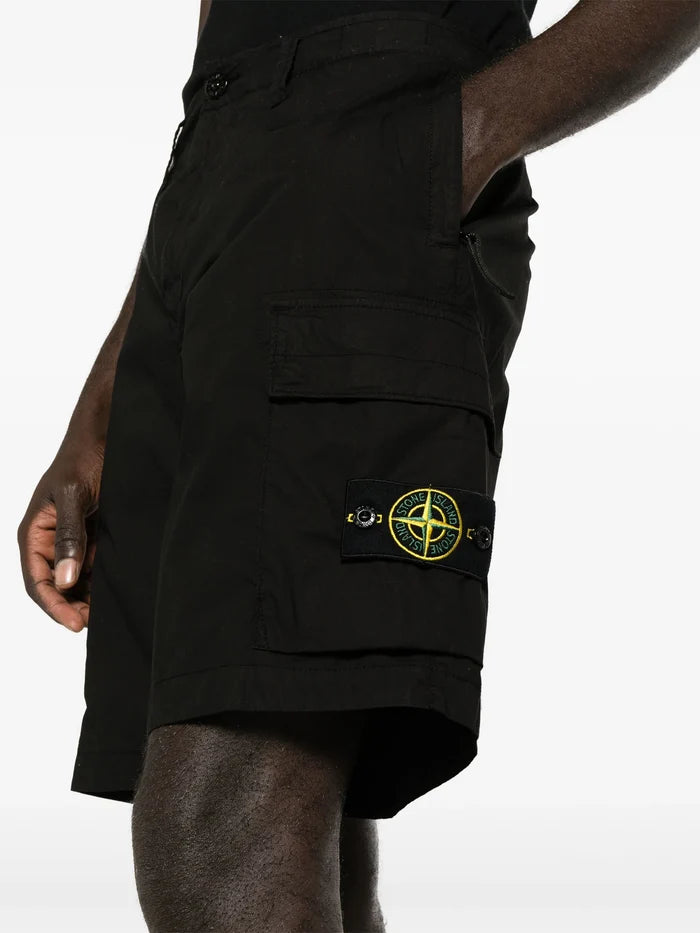 STONE ISLAND MEN Compass Badge Cargo Shorts Black - MAISONDEFASHION.COM