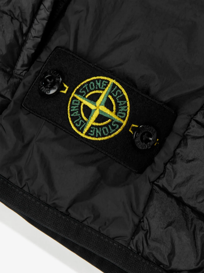 STONE ISLAND KIDS Boys Compass Badge Quilted Gilet Black - MAISONDEFASHION.COM
