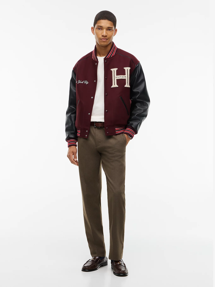 TOMMY HILFIGER Varsity Logo Embroidery Crew Neck T-Shirt Ivory Petal