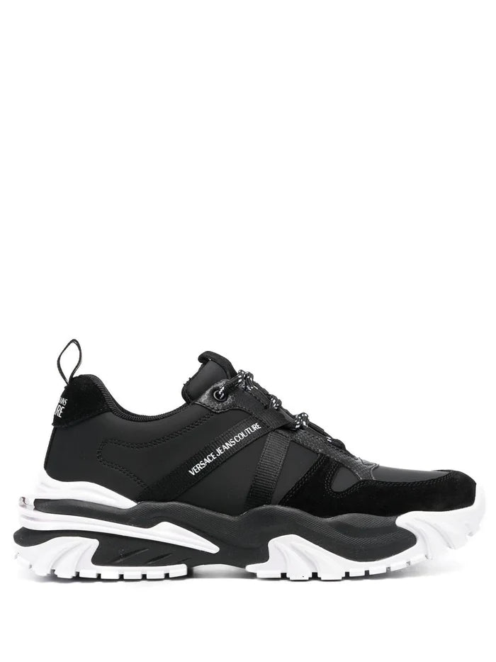 VERSACE Trail Treck Sneakers Black/White - MAISONDEFASHION.COM