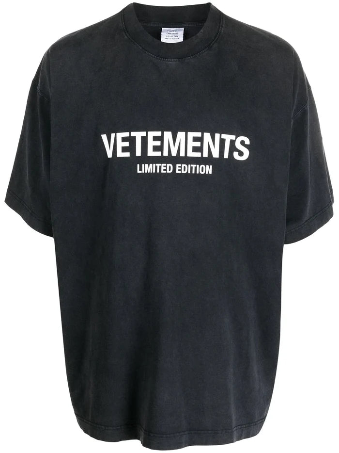 VETEMENTS Limited Edition T-Shirt Washed Black - MAISONDEFASHION.COM