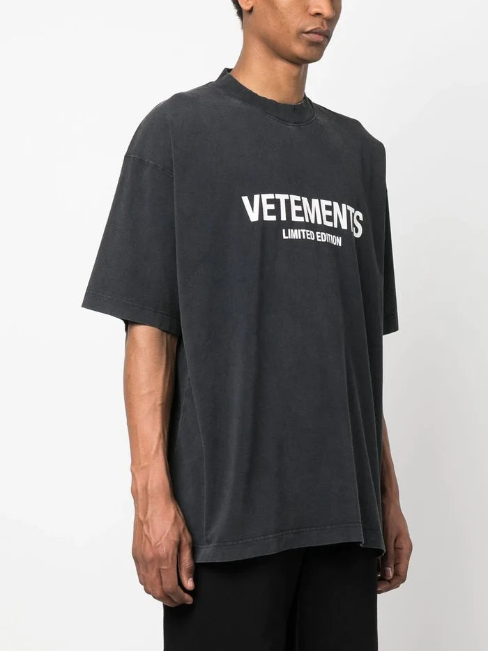 VETEMENTS Limited Edition T-Shirt Washed Black - MAISONDEFASHION.COM