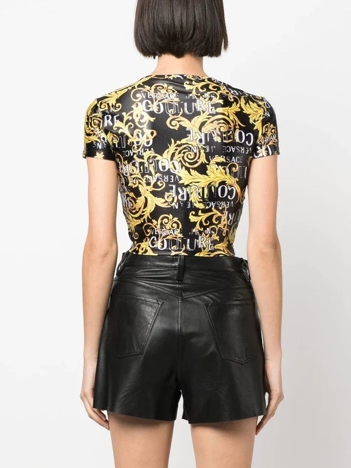 VERSACE WOMEN Baroque Print Cropped T-Shirt Black/Gold - MAISONDEFASHION.COM