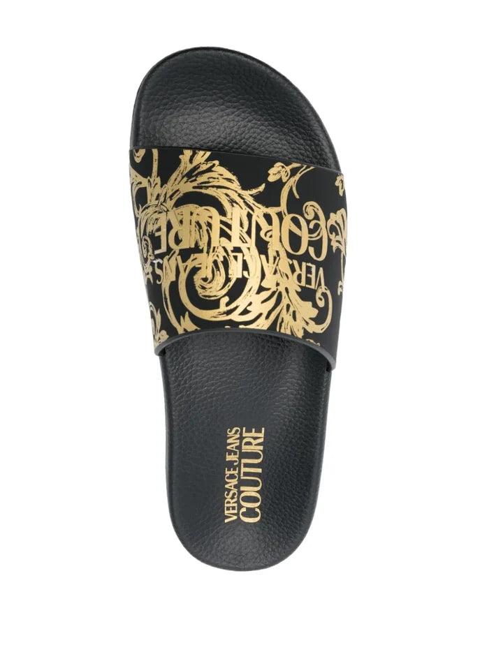 VERSACE WOMEN Baroque Print Sliders Black/Gold - MAISONDEFASHION.COM