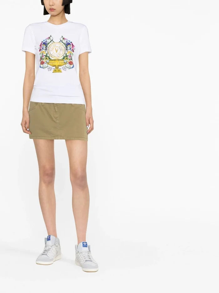 VERSACE WOMEN V Emblem Garden Print Cotton T-Shirt White - MAISONDEFASHION.COM
